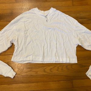 Alo Yoga Long Sleeve Cropped Tee Size M